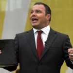On Heels of Mark Driscoll’s New Church Opening, Seattle Times Reports: “Racketeering suit claims Mark Driscoll misused Mars Hill donor dollars”