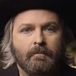 “DC Talk’s Kevin Max Identifies as an ‘Exvangelical,’ Says He Follows ‘the Universal Christ'”